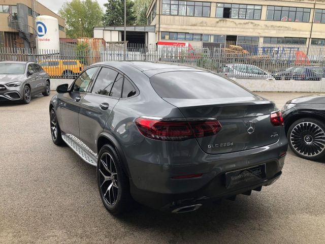 MERCEDES-BENZ GLC 220 d 4Matic Coupé Premium Immagine 4