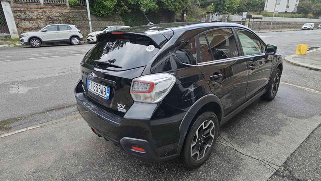 SUBARU XV 2.0D Style 4x4 Tetto apribile Immagine 3