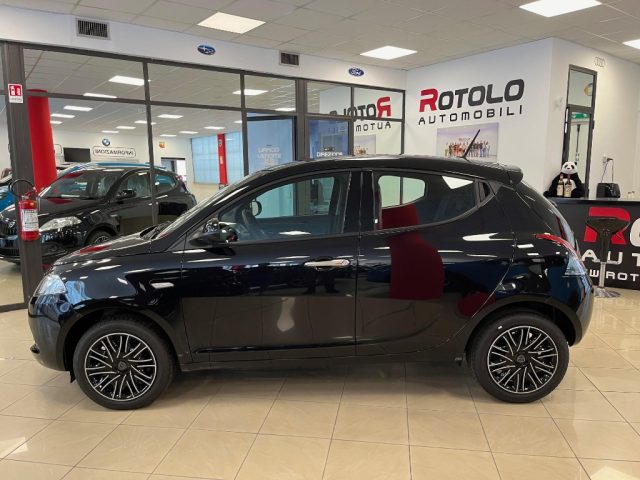 LANCIA Ypsilon 1.0 FireFly 5 porte S&S Hybrid Oro Immagine 2