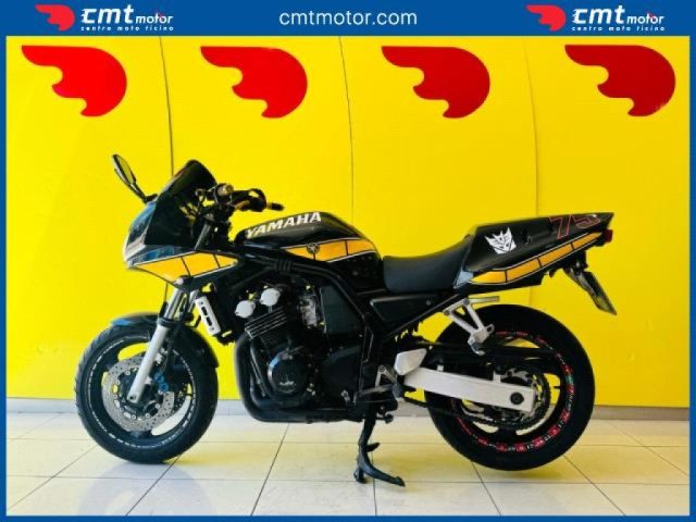 YAMAHA FZS 600 Fazer Finanziabile - Nero - 70000 Immagine 2