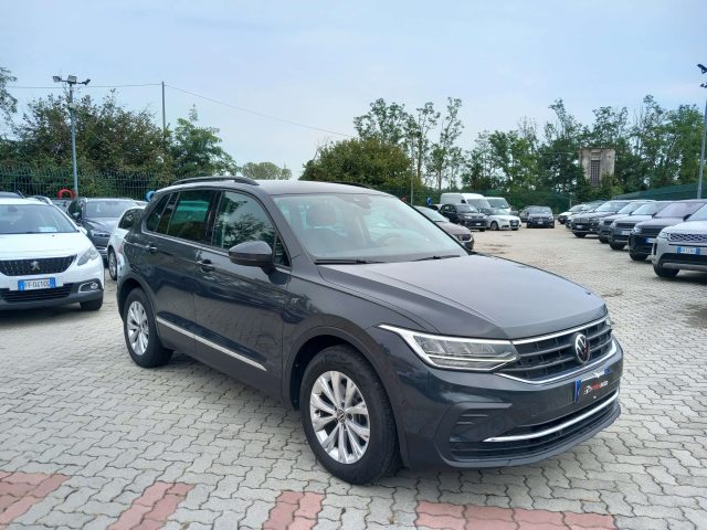 VOLKSWAGEN Tiguan 2.0 tdi Elegance 150cv dsg Immagine 2