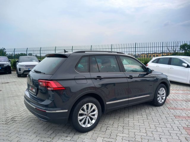 VOLKSWAGEN Tiguan 2.0 tdi Elegance 150cv dsg Immagine 3