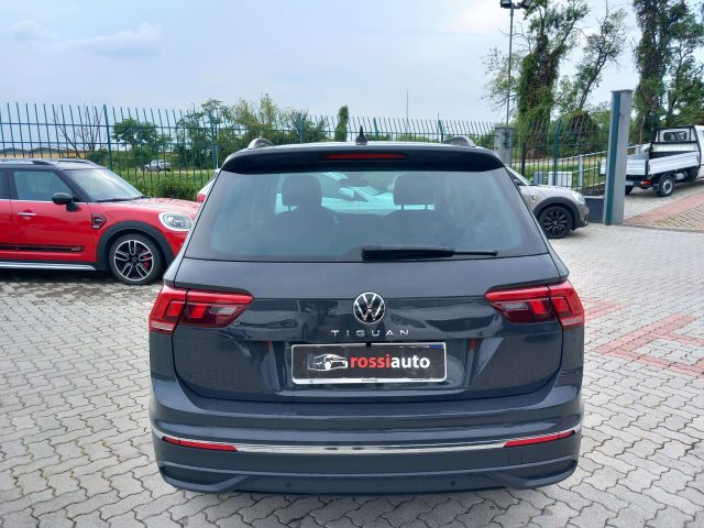 VOLKSWAGEN Tiguan 2.0 tdi Elegance 150cv dsg Immagine 4