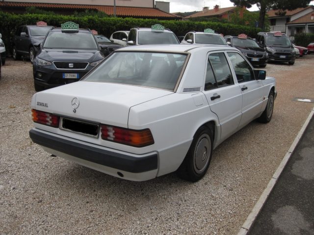 MERCEDES-BENZ 190 2.0 E Immagine 2