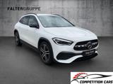 MERCEDES-BENZ GLA 200 Premium AMG LED NIGHT MBUX