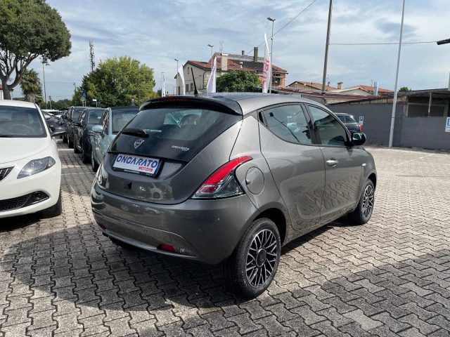 LANCIA Ypsilon 1.0 FireFly 5 porte Hybrid Platino #Pack.Comfort Immagine 4