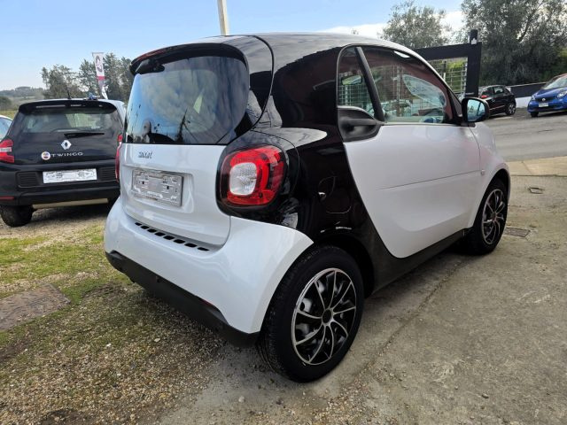 SMART ForTwo 61 CV  1.0 KLIMA VISIBILI IN SEDE PRONTA CONSEGNA Immagine 3