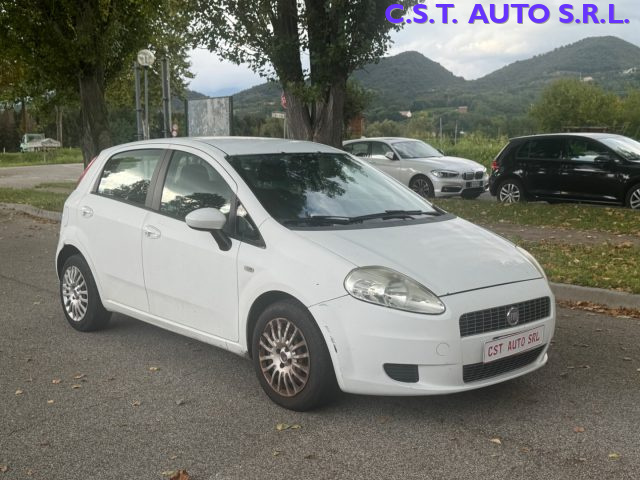 FIAT Grande Punto 1.3 MJT 75 CV 5 porte GIUSTA PER NEOPATENTATI Immagine 3