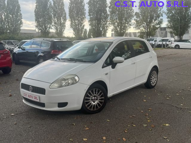 FIAT Grande Punto 1.3 MJT 75 CV 5 porte GIUSTA PER NEOPATENTATI Immagine 0