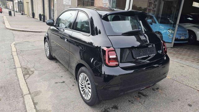 FIAT 500 Action Berlina 23,65 kWh Immagine 3