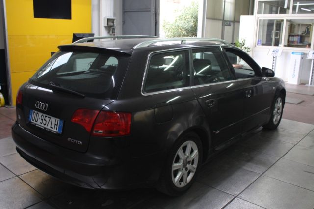 AUDI A4 2000 TDI Avant Top plus Immagine 4