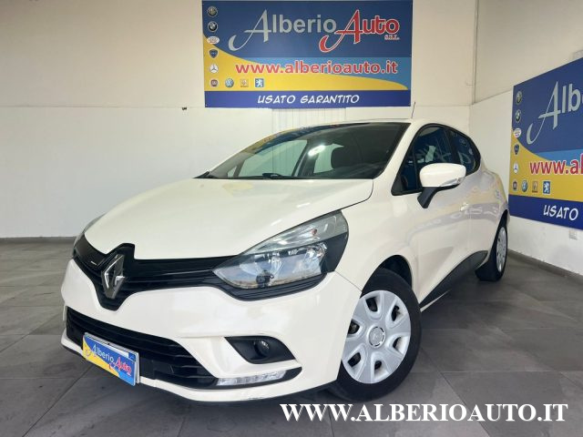 RENAULT Clio dCi 8V 75 CV Start&Stop 5 porte Energy Intens Immagine 0