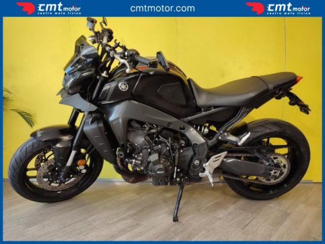 YAMAHA MT-09 Garantita e Finanziabile Immagine 2