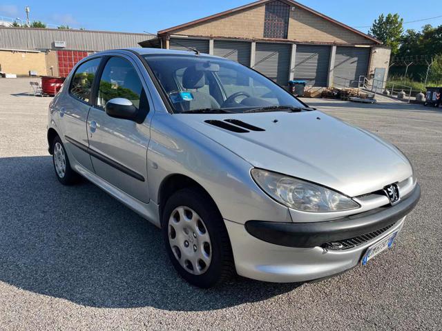 PEUGEOT 206 1.1 5posti Neopatentati 150,789km Bellissima Immagine 3