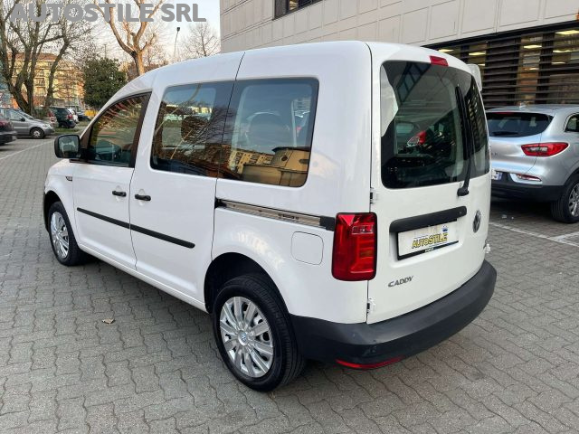 VOLKSWAGEN Caddy 2.0 TDI 122CV 4Motion (4X4)  *AUTOVETTURA 5 Posti Immagine 1