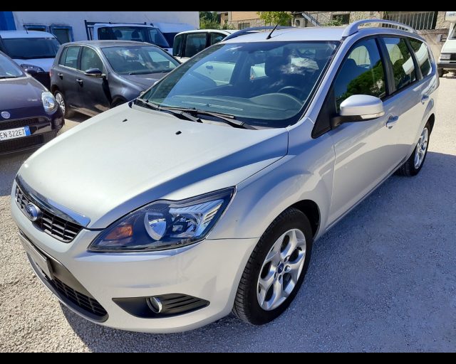 FORD Focus 1.6 TDCi  SW Tit. DPF Immagine 2