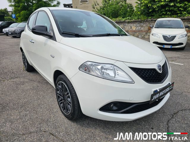 LANCIA Ypsilon 1.0 FireFly 5 porte S&S Hybrid Ecochic Gold Immagine 1