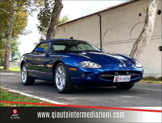 JAGUAR XK8 4.0 Convertibile - Service Jaguar - ASI Immagine 0