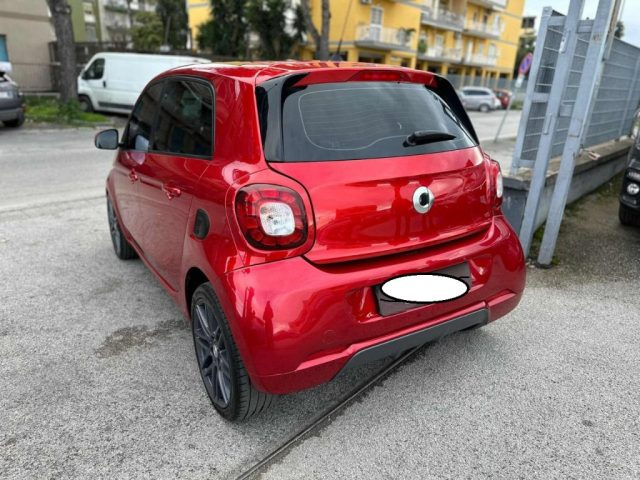 SMART ForFour 90 0.9 Turbo twinamic Brabus Style Immagine 3