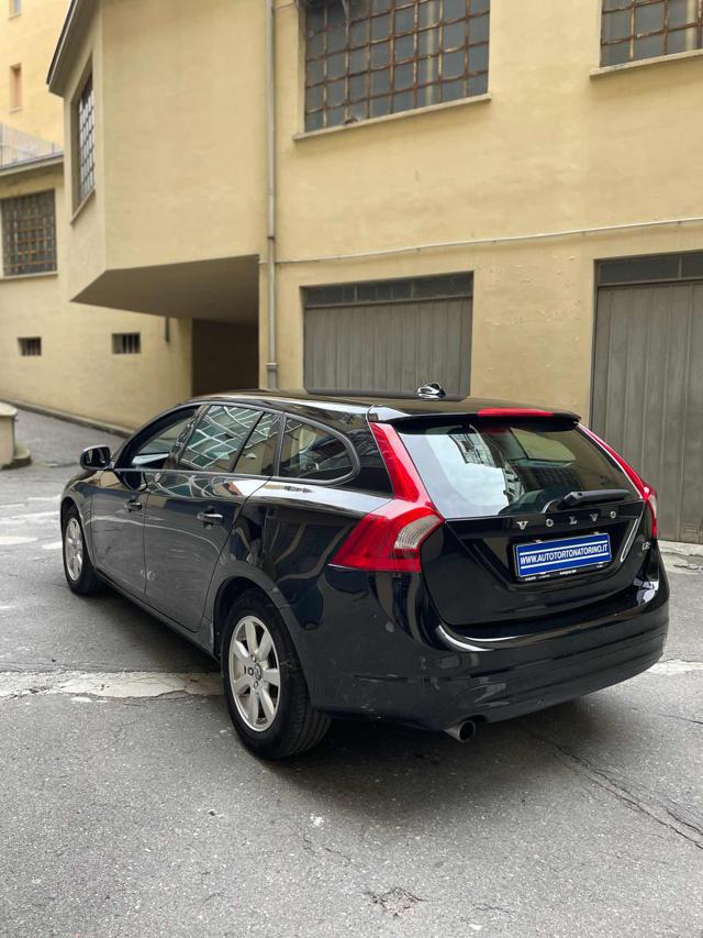 VOLVO V60 D2 1.6 Business Immagine 1