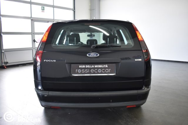 FORD Focus 1.6 TDCi (90CV) S.W. - OK Neopatentati Immagine 4