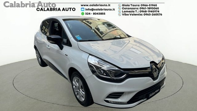 RENAULT Clio 0.9 TCE Moschino Life 75Cv Immagine 1