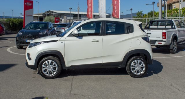 MAHINDRA KUV100 MAHINDRA 1.2 VVT K6+ ( NUOVO ) Immagine 3