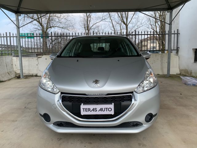 PEUGEOT 208 1.0 VTi 68 CV 5 porte OK NEOPATENTATI EURO 5 BENZ Immagine 1