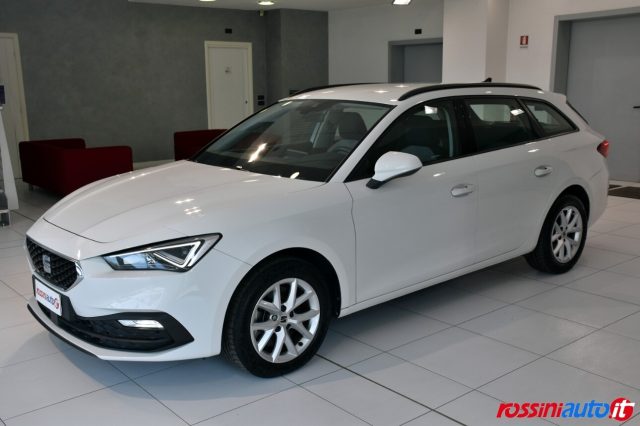 SEAT Leon SPORTSTOURER 2.0 TDI 150 CV DSG BUSINESS + REARVIE Immagine 0