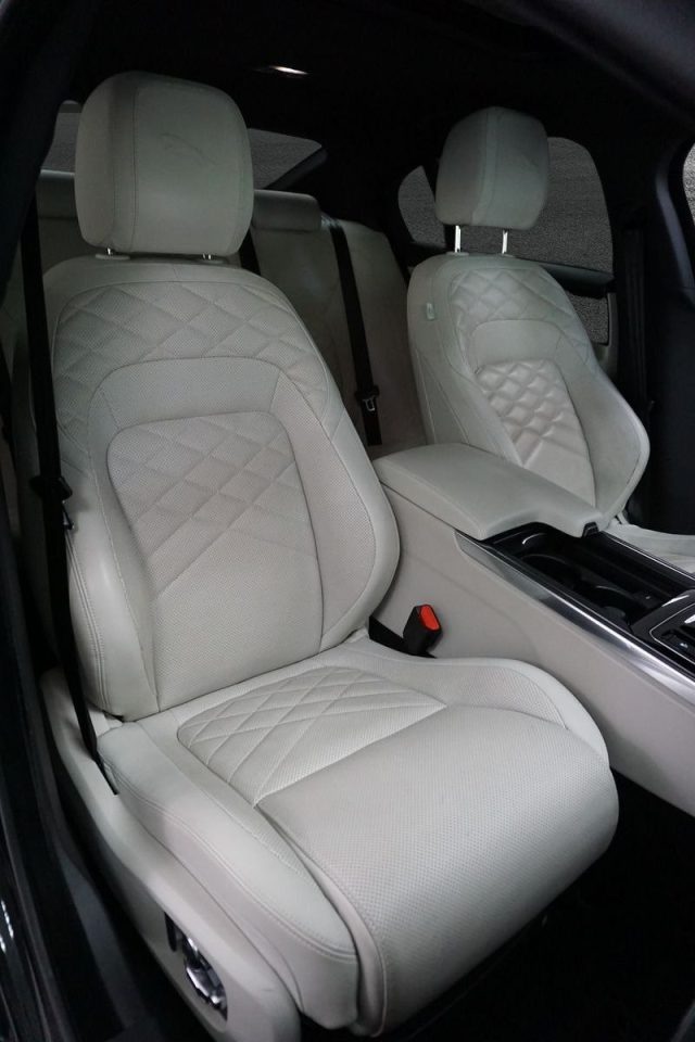 JAGUAR XE 2.0 D 204 CV AUT. R-DYNAMIC HSE - foto 8