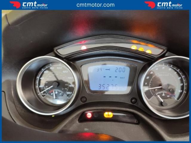 PIAGGIO MP3 Garantito e Finanziabile Immagine 4