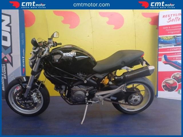 DUCATI Monster 1100 Garantita e Finanziabile Immagine 2