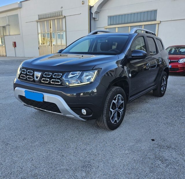 DACIA Duster 1.0 TCe 100 CV ECO-G 4x2 15th Anniversary Immagine 0