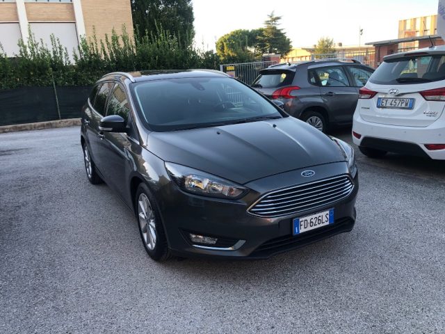 FORD Focus 1.5 TDCi 120 CV Start&Stop SW Titanium Immagine 1