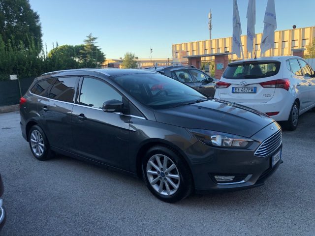 FORD Focus 1.5 TDCi 120 CV Start&Stop SW Titanium Immagine 4