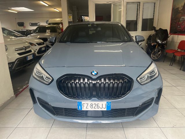 BMW 118 i 5p. Msport Immagine 1