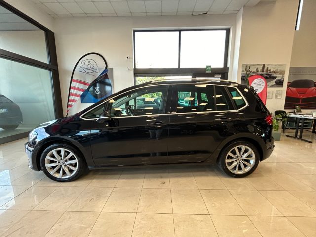 VOLKSWAGEN Golf Sportsvan 1.6 TDI 110CV DSG Highline BlueMotion Tech. Immagine 4