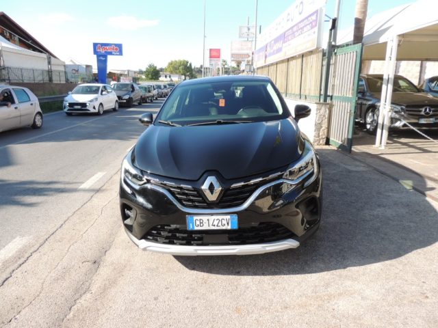 RENAULT Captur Blue dCi 115 CV EDC Business Immagine 1