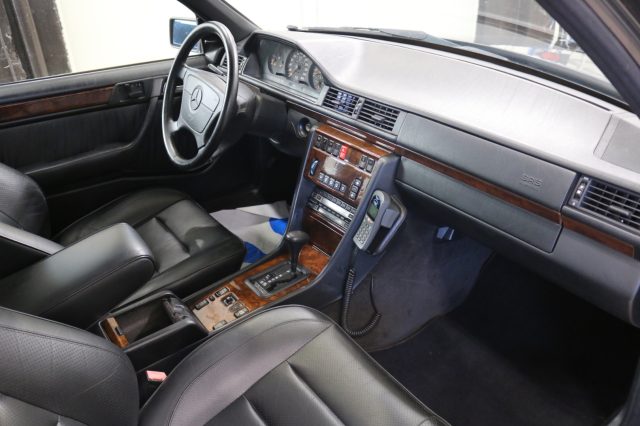 MERCEDES-BENZ 500 E CAT W124 "" ASI STORICA "" RAR - foto 21