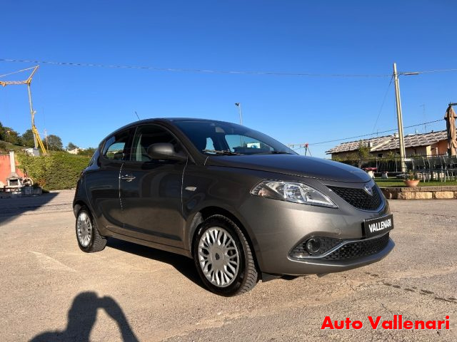 LANCIA Ypsilon 1.3 MJT 16V 95 CV 5 porte S&S Silver Immagine 3