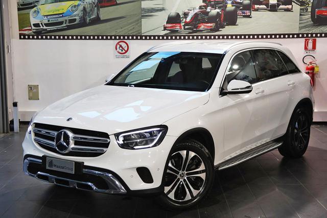 MERCEDES-BENZ GLC 200 White pastel