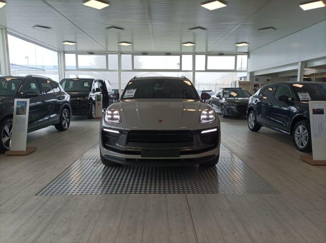 PORSCHE Macan 2.0 T Immagine 1