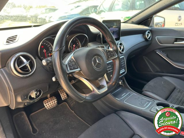 MERCEDES-BENZ CLA 180 S.W. Premium Automatica Immagine 4