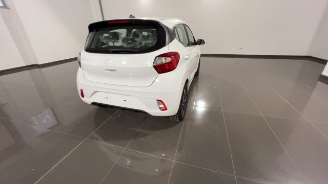 HYUNDAI i10 1.0 MPI Connectline Immagine 3