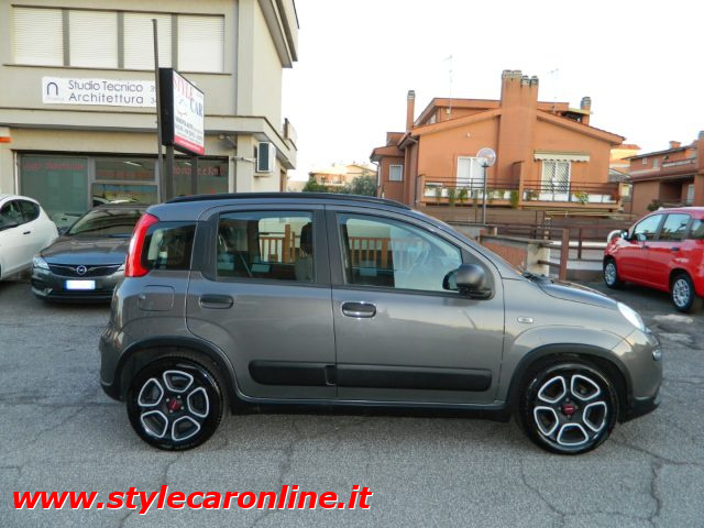 FIAT Panda 1.0 HYBRID 70CV 5Posti - UNIPRO TAGLIANDATA Immagine 3