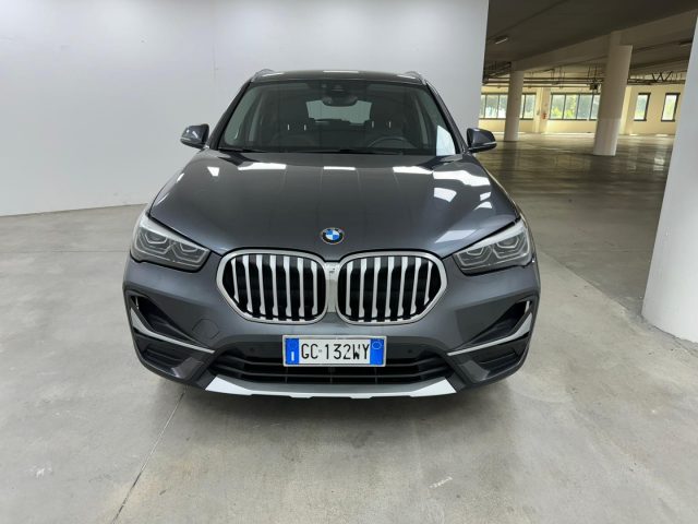 BMW X1 sDrive18d xLine Immagine 2