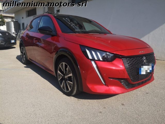 PEUGEOT 208 PureTech 130 Stop&Start EAT8 5 porte GT Immagine 1