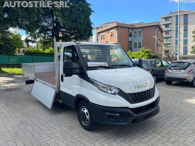 IVECO Daily 35C14 140CV *CASSONE FISSO 5 Metri * GEMELLATO Immagine 2