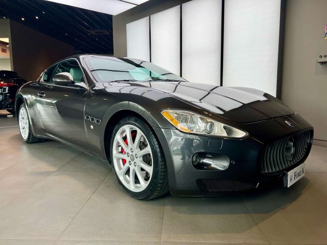 MASERATI GranTurismo 4.7 V8 S 450 Cv Immagine 2