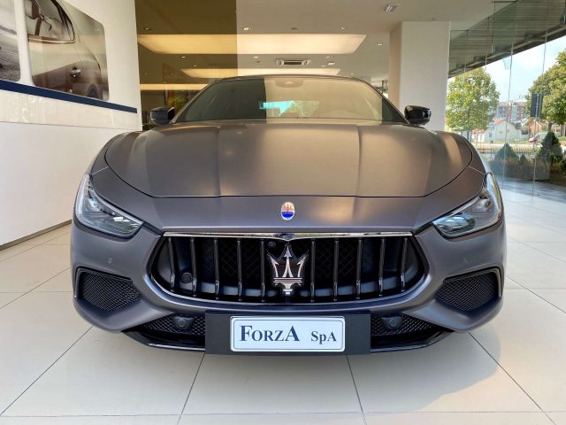 MASERATI Ghibli Hybrid GranSport 330cv , Nerissimo Immagine 1